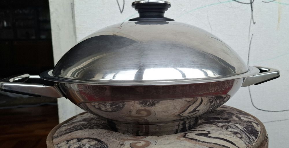 Продам малый казан от "Цептер".