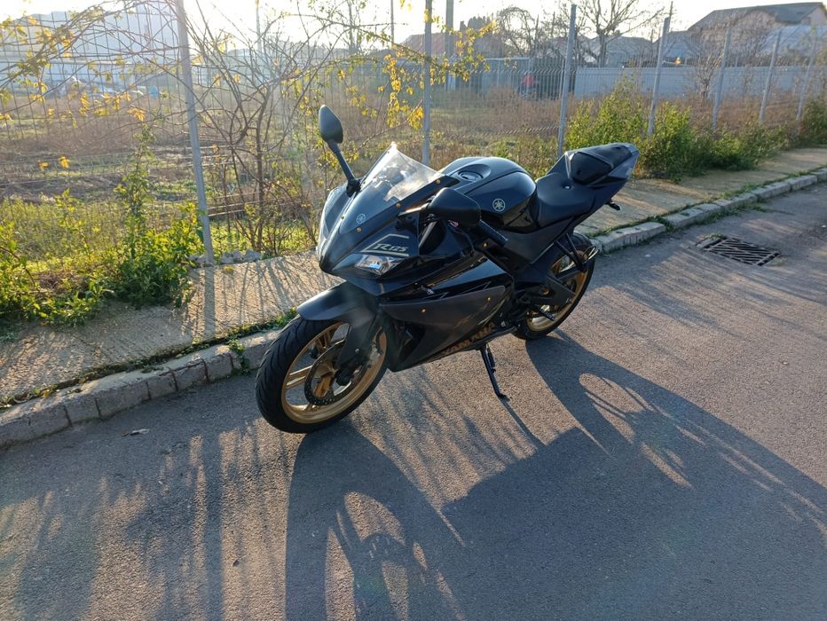 Yamaha yzf r125 A1