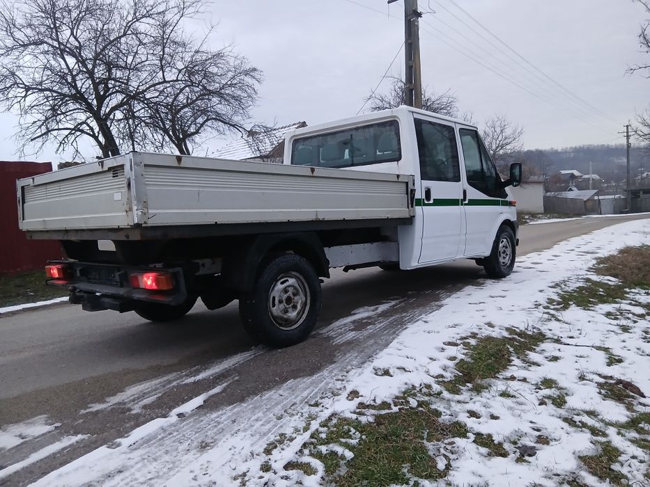 Ford Transit Doka 7 locuri