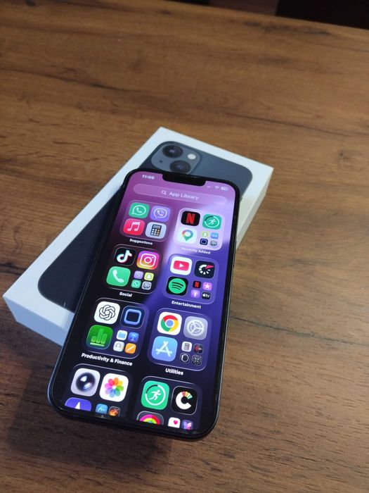 IPhone 13  128 GB iOS 26.5