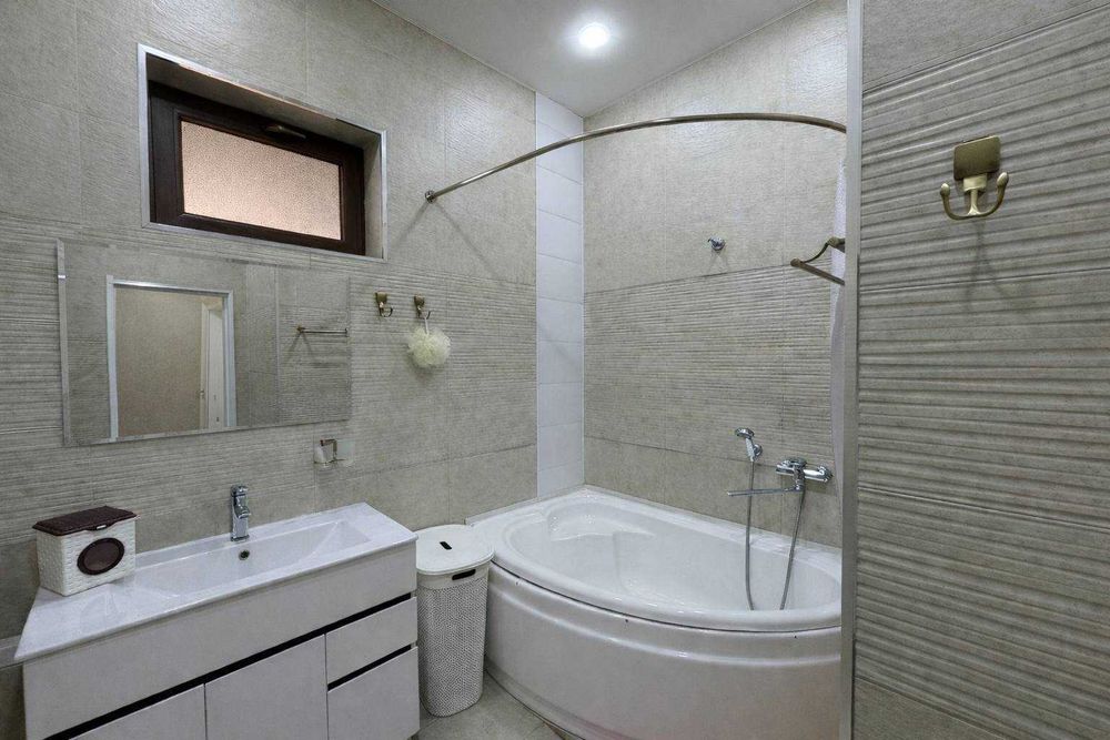 СРОЧНО! Продается Дом 650м2, 6 сот, Сергели, аквапарк Атлантис (87648)