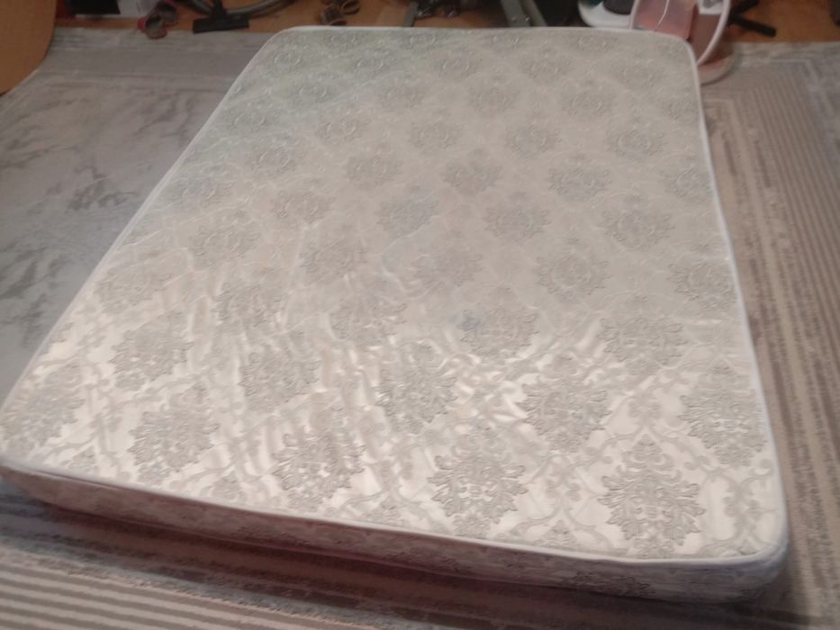 Продам матрас 160*200