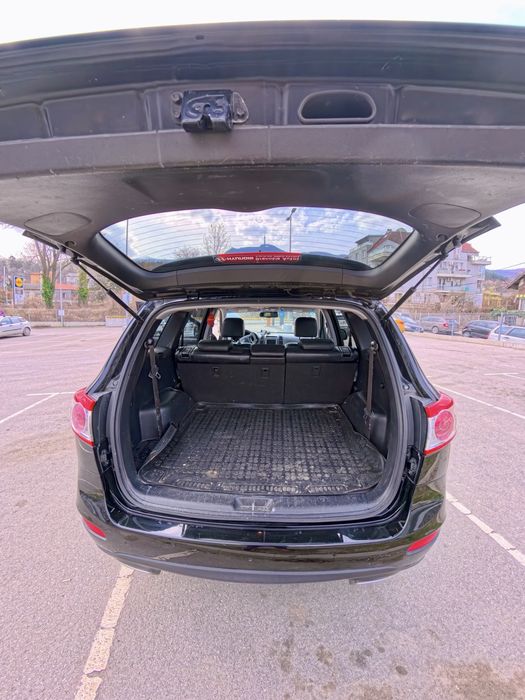 Hyundai Santa Fe 2.2 CRDi 4x4 – Стегнат джип, качваш се и караш!