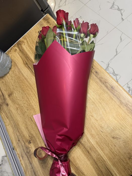 Букет роз 5000 тг