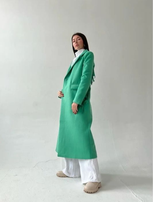 Пальто демисезонное