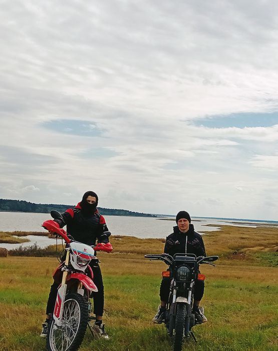 Мотоцикл эндуро 250