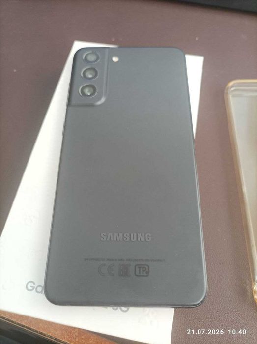 Продам Galaxy S21 FE 5G 128 ГБ