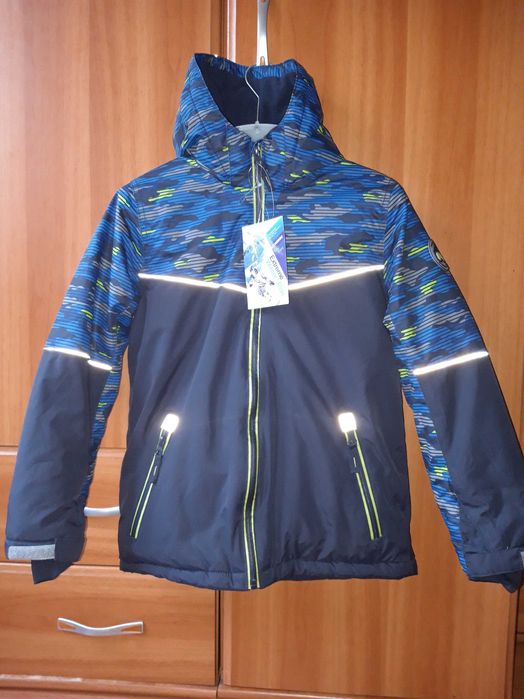 Geaca ski / snowboard 9-10 ani