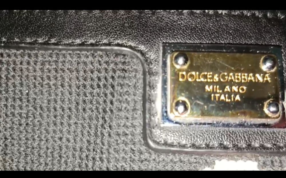 Продам женские фирменные  сумки в отличном состоянии