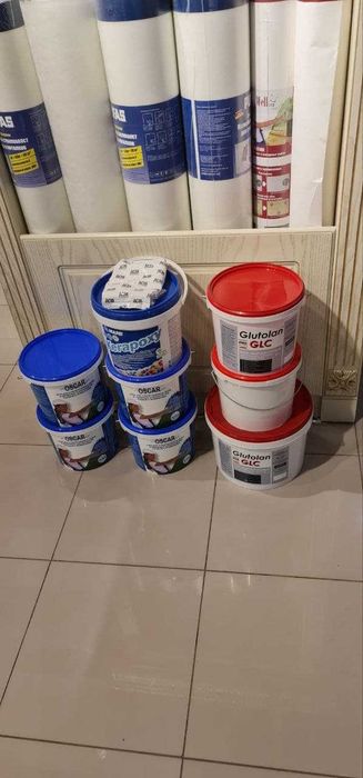 Стеклохолст- паутинка , флизелиновые обои под покраску без текстуры ,