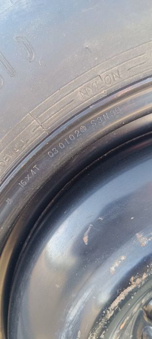Продам зимнию резину 17