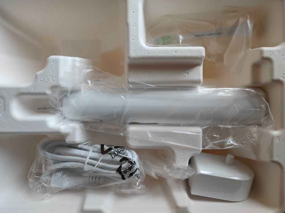 Philips sonicare ел. четка за зъби избелваща