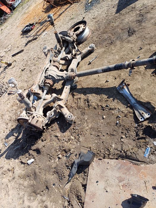 Audi Q5 3.2 FSI на части