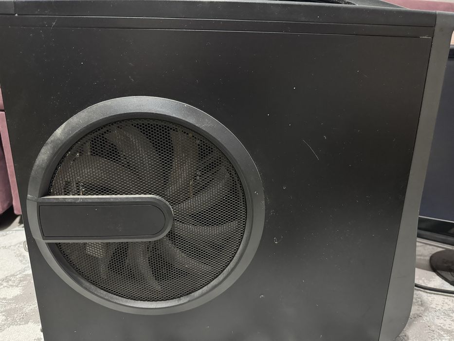 корпус ASUS Vento A8