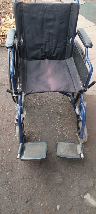Кресло инвалидное