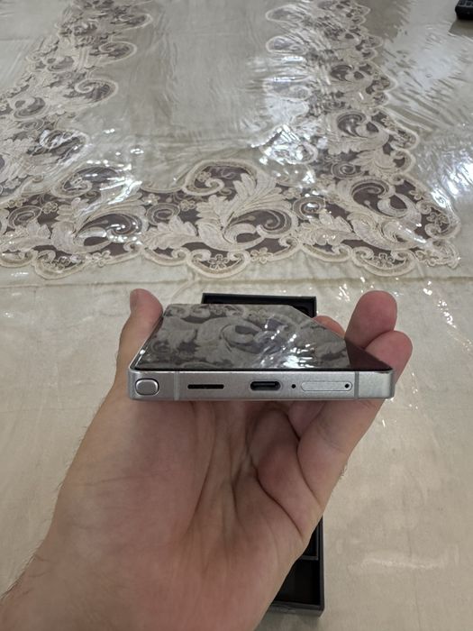Samsung s 25 ultra 12/256