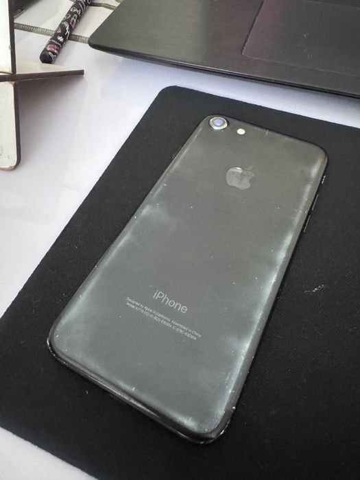 Айфон 7 В отл состояние