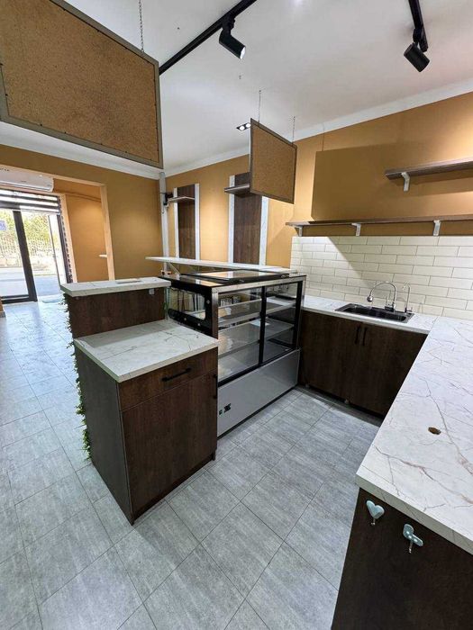 не Жилой помышление с арендатором  (650)