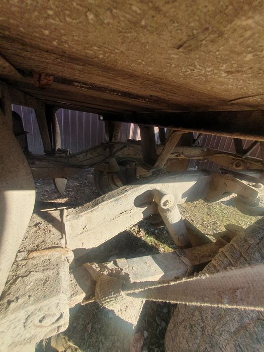 Vând camionetă Aro