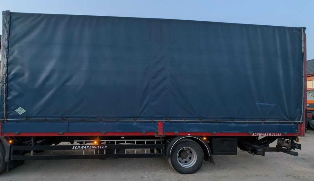 Lada / Bena cu Prelata + Lift hidraulic 1500 Kg