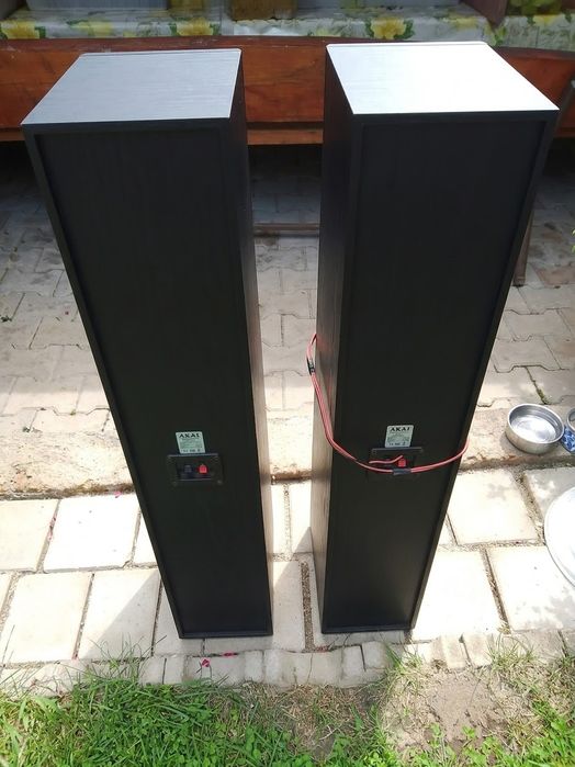 Boxe de podea Akai SS007A-2011C (200W, 8 Ohmi) - Sunet puternic