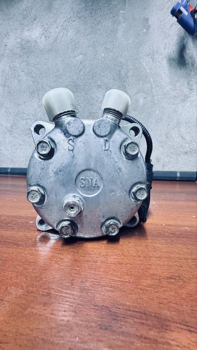 Компрессор кондиционера от MAN