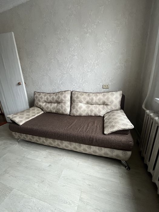 продам диван в хорошем сост