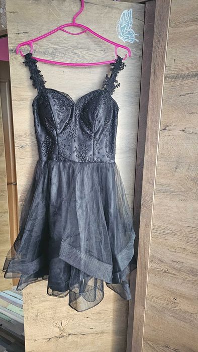 Черна официална рокля