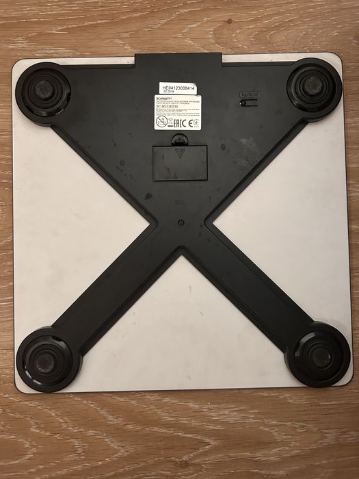 Продам весы напольные