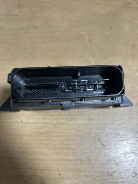 Calculator frana de mana Audi A4 b8 an 2008