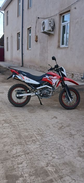 Jfohmoto 200_1 sotiladi