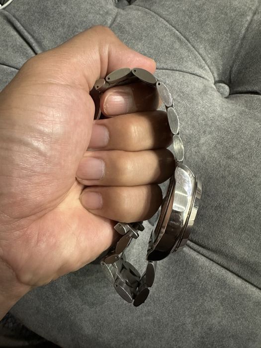 Продам оригинальные часы Tissot