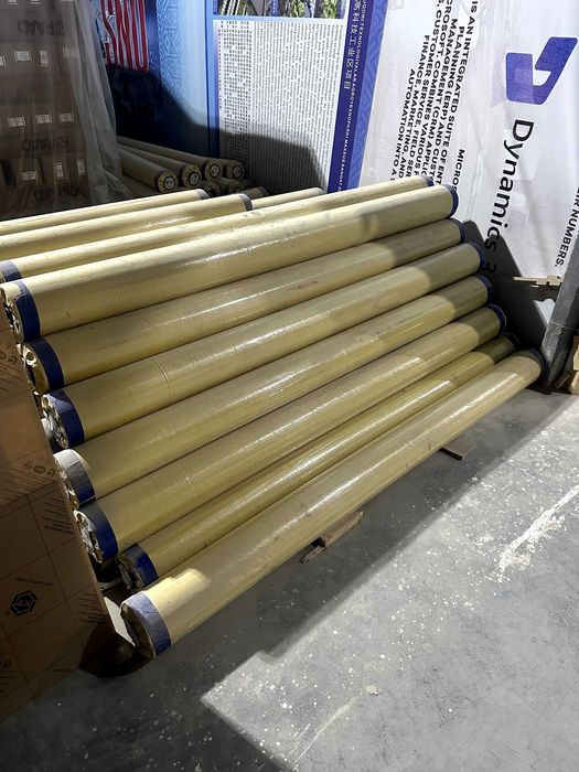 Баннер глянцевый 300 г — рулоны для печати