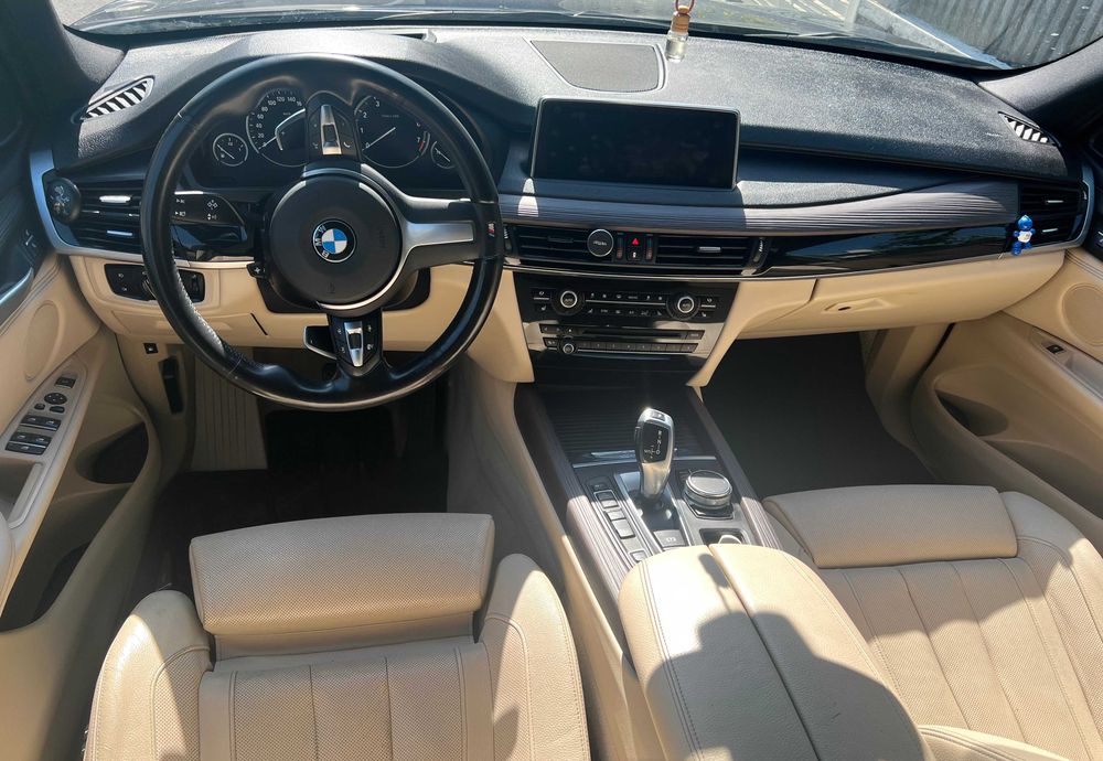 BMW X5 xDrive40e iPerformance • Plug in Hybrid • 313 CP • 2019 • 80.000 km • 30.500€
