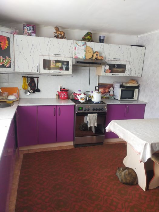 Продам квартиру 3 комнатную.