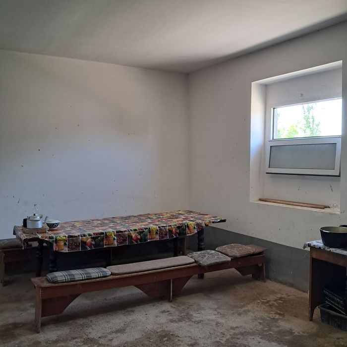 Тош. обл Зангиота туманида 12 сотихли  участка сотилади