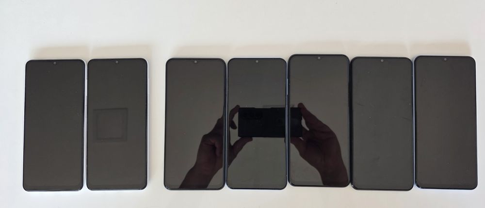 5бр. Samsung A13  - - - -  40€
2бр. Samsung A13 5G - - 45€