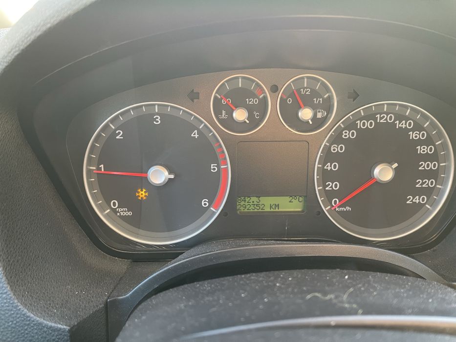 Vand Ford Focus C-Max 2006