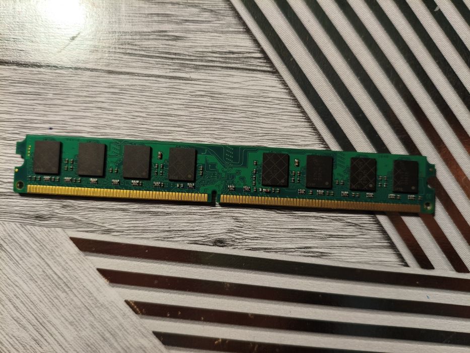 Продам ОЗУ 2 gb DDR2