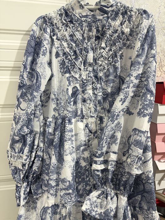 Женское платьеее