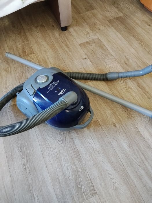 Пылесос продам продам