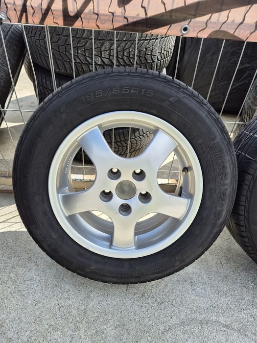 Джанти Borbet 15 цола , 5х112 , 6.5j , et40 195/65/15 Vw  Audi  Skoda