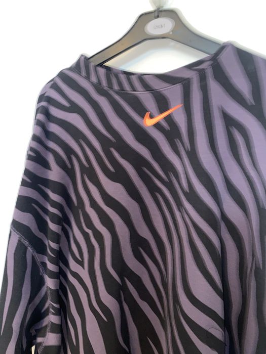 Дамски суитчър Nike