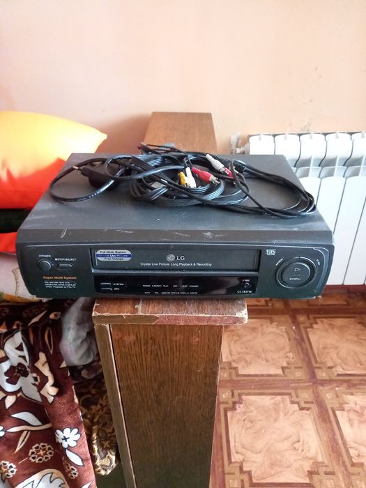 Кассетный видео проигрыватель