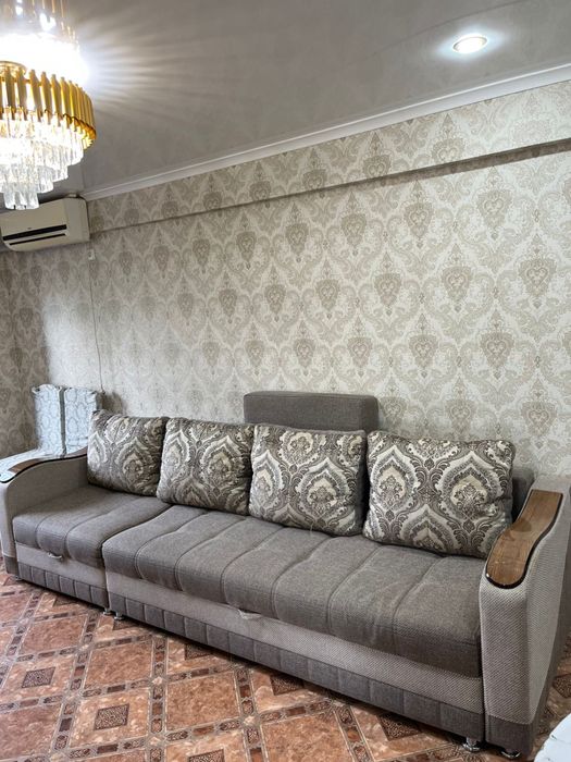 Продается 3 м диван