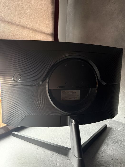 Монитор Samsung Odyssey