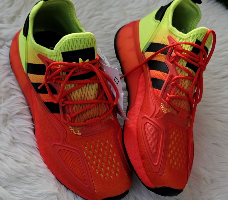 Adidas оригинални дамски сникърси нови 38/3