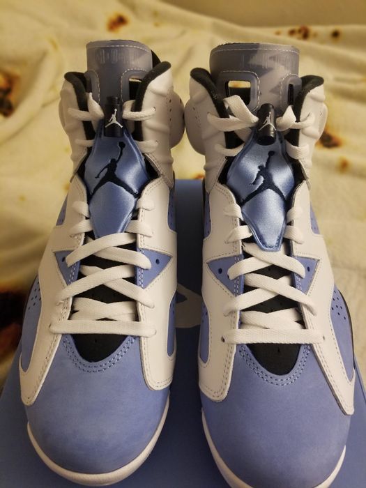 Jordan  6  UNC