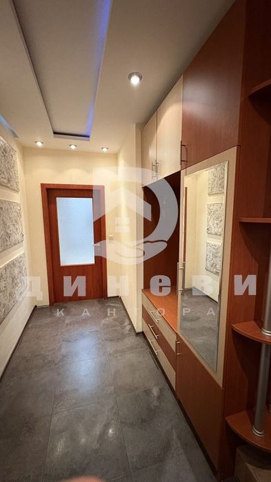 Продава се Четиристаен апартамент в Стара Загора, Център - 86 кв.м за 1745 €/кв.м - Снимка #2