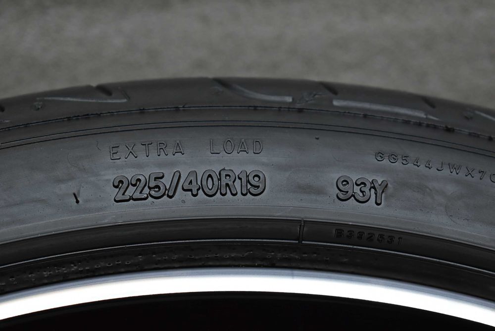 Гуми 225/40/19, 255/35/19 Goodyear